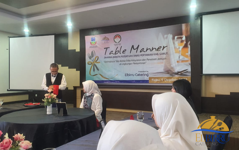 Table Manner Elbirru Catering (1)